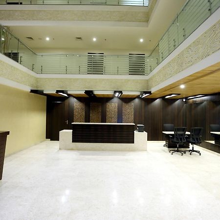 Hotel Solitaire Rāipur Exteriér fotografie